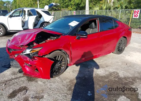 2022 Toyota Camry Xse z USA, uszkodzony, nr VIN 4T1K61AK0NU012951